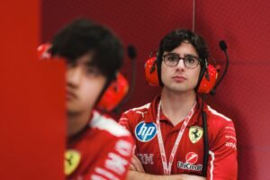 Rafael Câmara testa Ferrari em Mugello enquanto Haas adia decisão sobre vaga para 2027