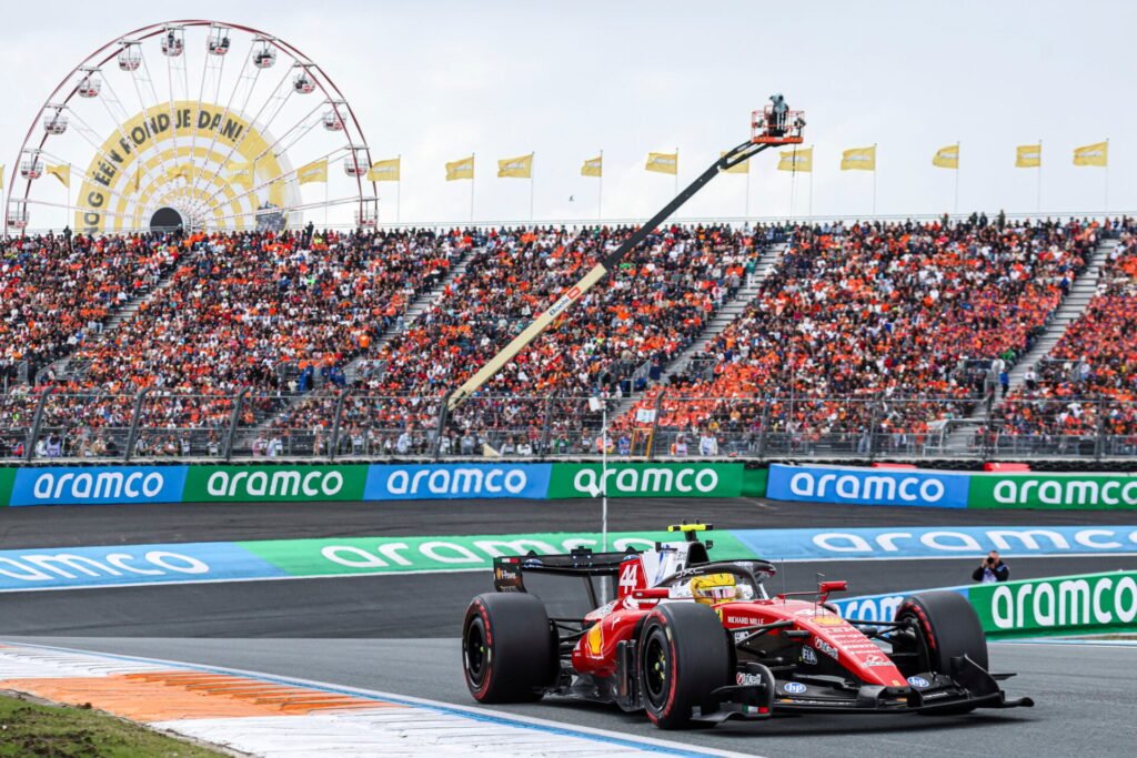 Ferrari erra gestão de energia na classificação e também vira alvo por demora em ordem entre Hamilton e Leclerc no GP da Holanda