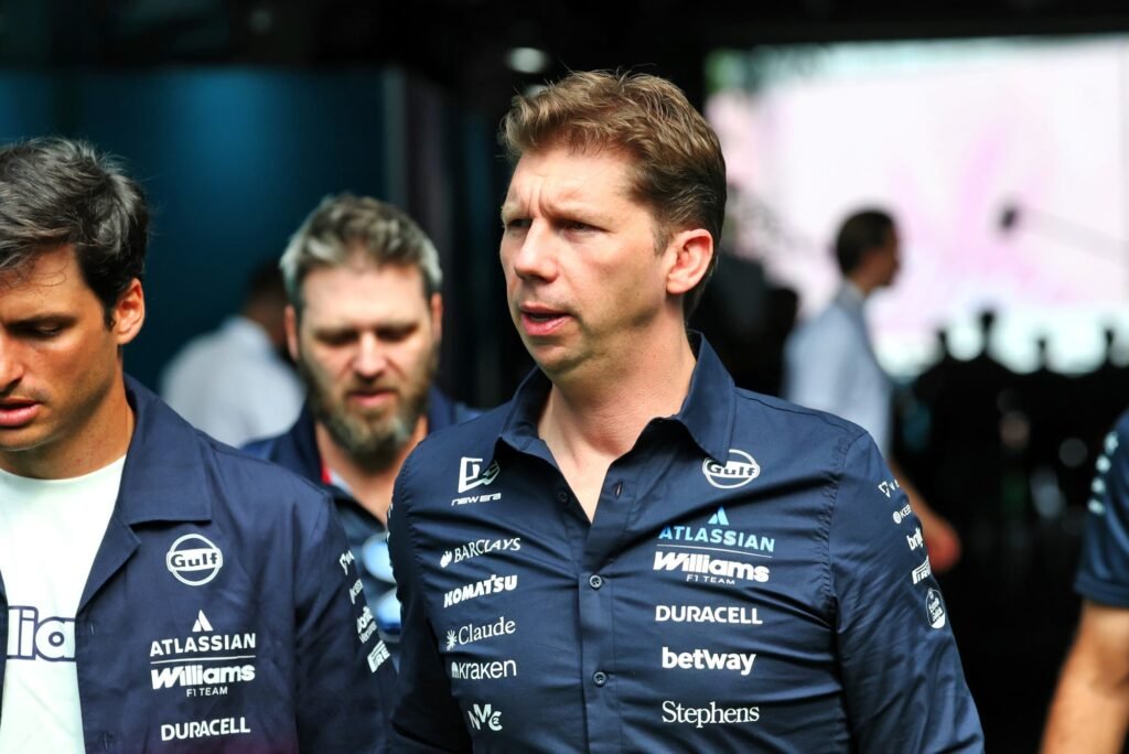 Vowles diz que reconstrução da Williams vai além de 2026 e cita 20 anos sem investimento