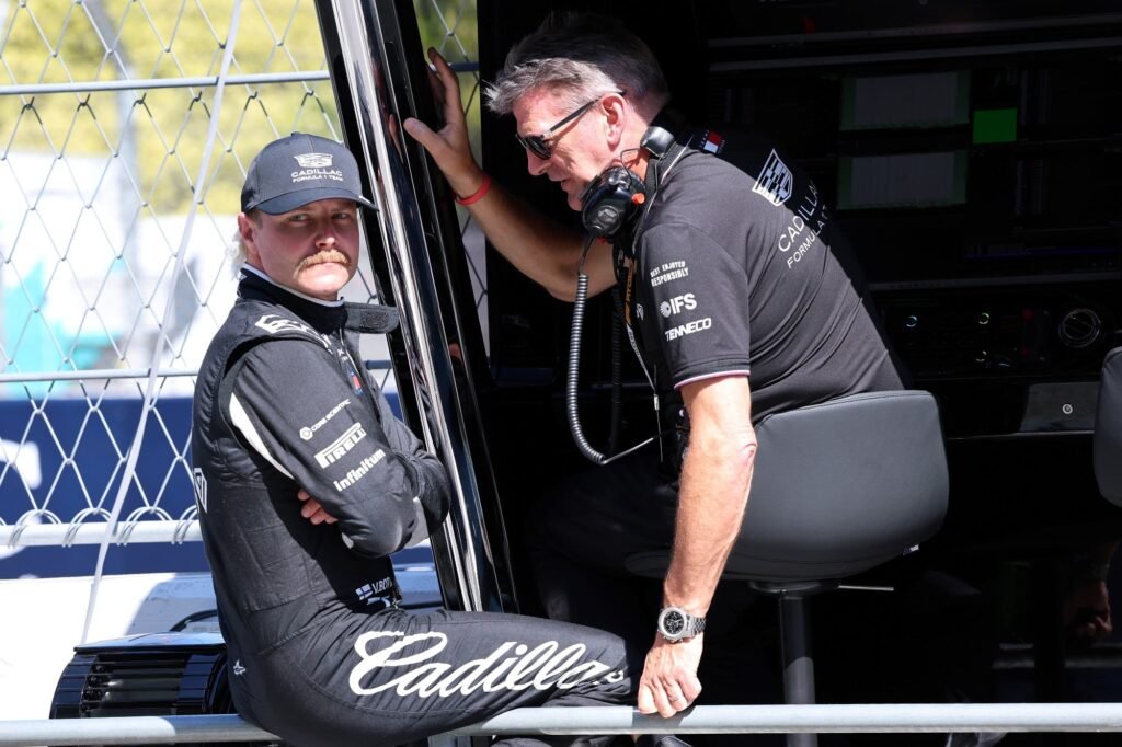 Bottas comenta demissão de Lowdon na Cadillac após 11 etapas e cita gestão mais reativa