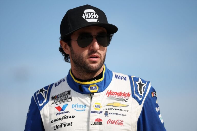 Chase Elliott minimiza posição de entrada nos playoffs após noite ruim em Daytona