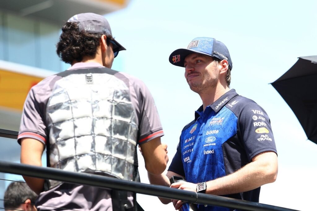 Bortoleto detalha amizade com Verstappen e diz que holandês o ajudou na estreia na F1
