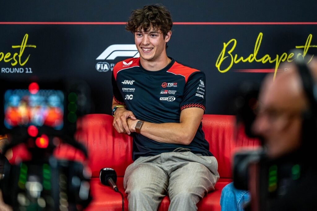 Bearman vê futuro na Haas ameaçado para 2027 em meio a cenário fechado na Ferrari