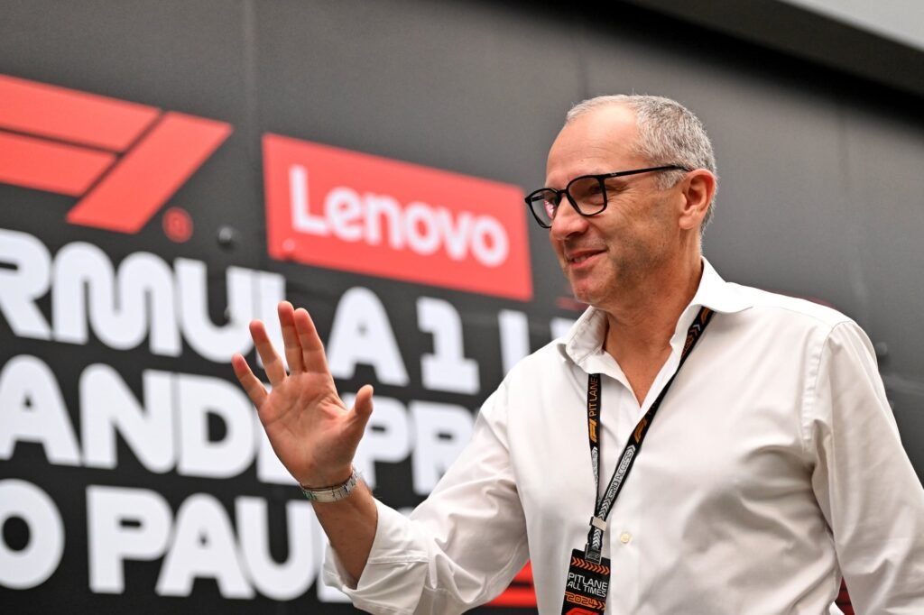 Domenicali admite GPs um pouco mais curtos e confirma permanência das corridas Sprint