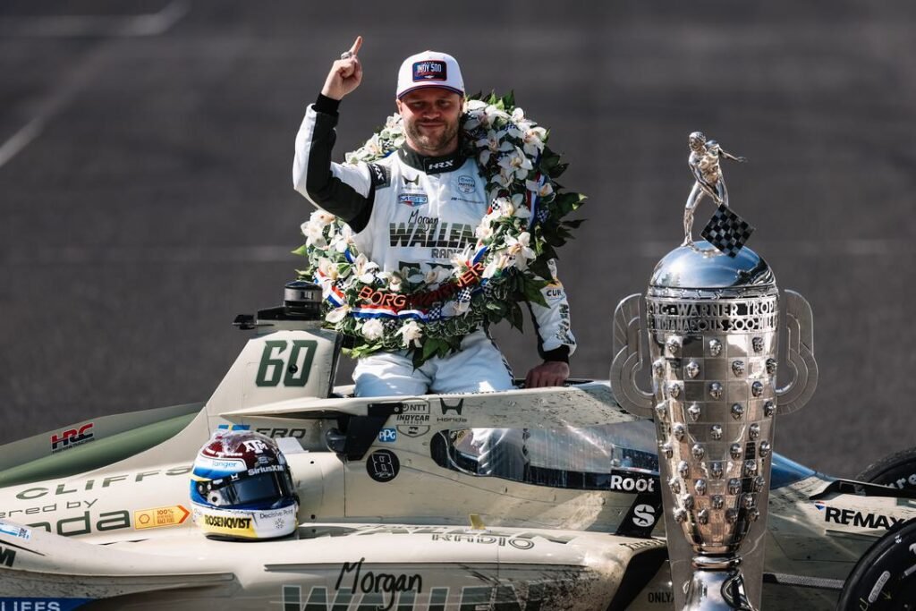 Cidade natal de Rosenqvist prepara festa em praça pública após vitória na Indy 500