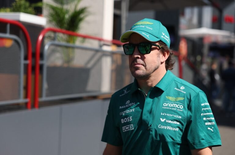 Aston Martin renova com Alonso até 2027, e espanhol amplia coleção de marcas históricas na F1