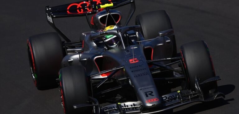 Alonso confirma permanência na Aston Martin em 2027; Bortoleto estreia em Sepang e Red Bull avalia motor de Verstappen