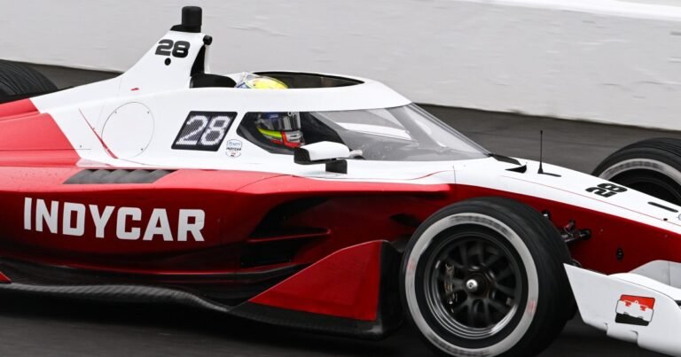 Indy marca primeiro teste do IR-28 no oval de Indianápolis com Rossi e Palou