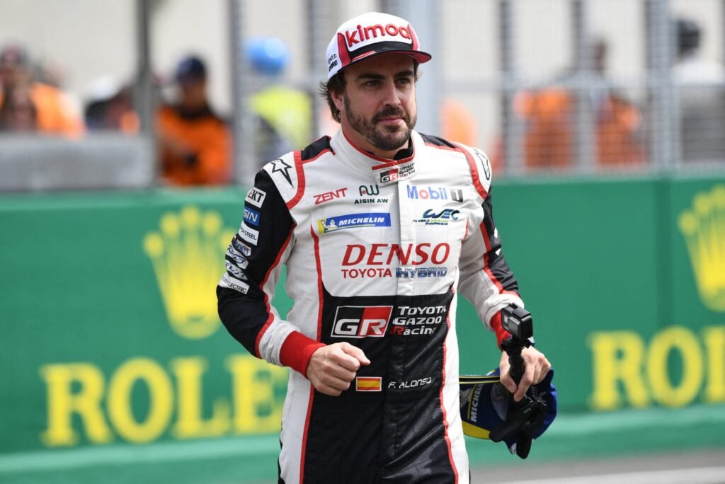 Alonso ironiza Honda na Aston Martin e cita Toyota em temporada de apenas 3 pontos
