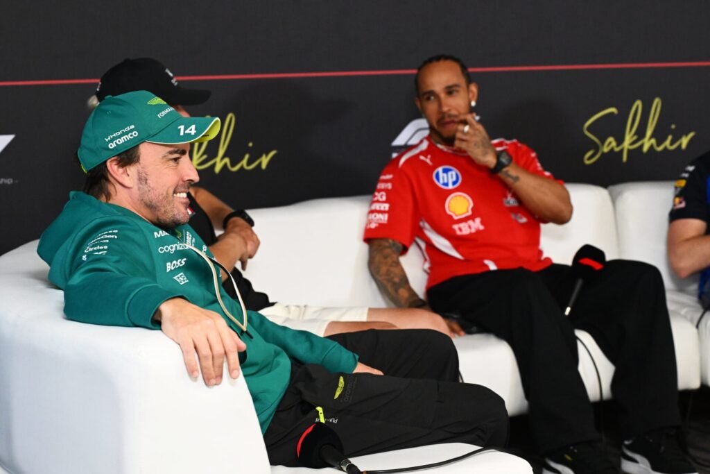 Alonso renova com a Aston Martin para 2027 e deve ter o maior salário de sua carreira na F1