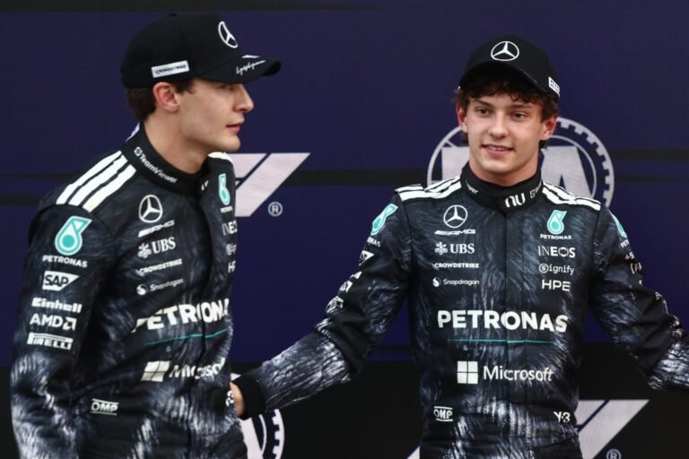 Antonelli assume liderança interna na Mercedes após ordem de equipe a Russell