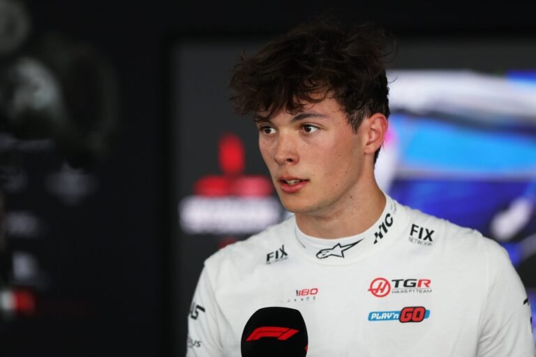 Bearman relata perda de velocidade em reta na Haas e amplia debate sobre motor da Ferrari