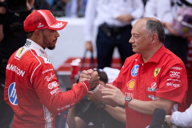 Vasseur diz que Ferrari não atendeu a todas as demandas de Hamilton no carro