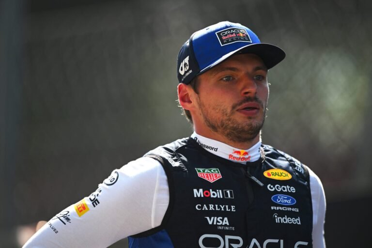 Verstappen sobe ao pódio na Itália, mas volta a apontar problema na traseira da Red Bull