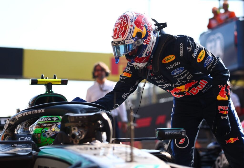 Montoya compara postura de Verstappen com Antonelli ao tratamento dado a Schumacher no GP da Itália