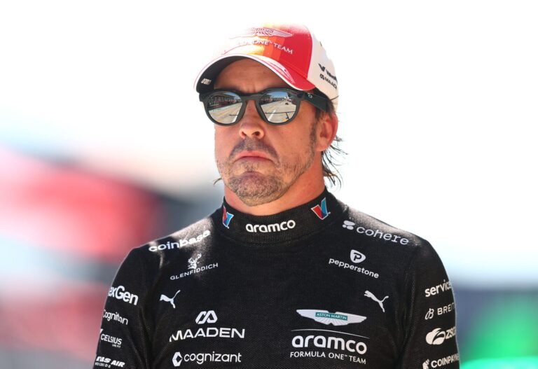 Alonso admite que pode ter feito sua última corrida na Espanha e mantém futuro em aberto para 2027