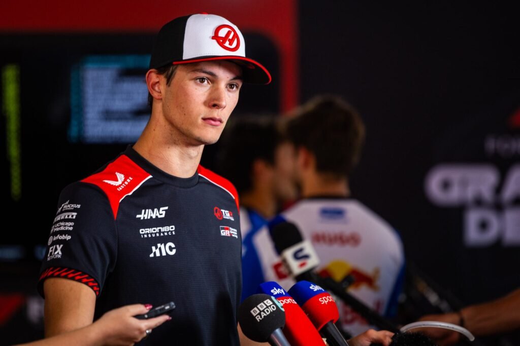 Ralf Schumacher vê risco de Bearman virar “talento desperdiçado” na Haas em 2026