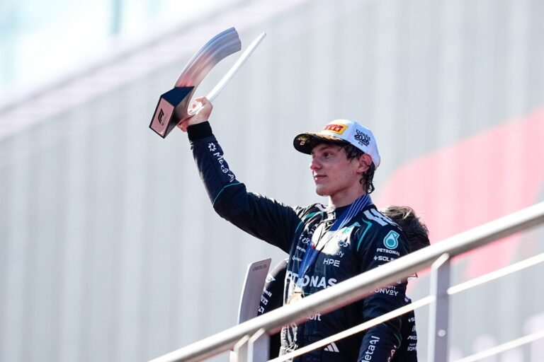 Rosberg atribui domínio de Antonelli ao talento e a carros “um pouco mais fáceis” em 2026