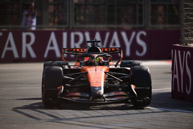 McLaren alertou Piastri sobre risco de travamento antes de erro no GP do Azerbaijão