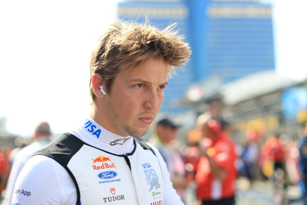 Lawson segue sob pressão na Racing Bulls apesar de contrato e salário alto, diz reportagem
