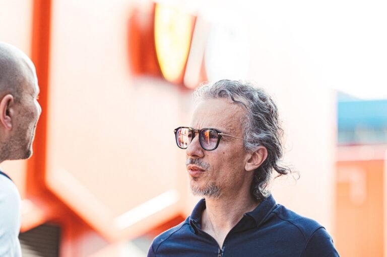 Mekies cobra nova discussão com a FIA sobre regras do ADUO na Fórmula 1