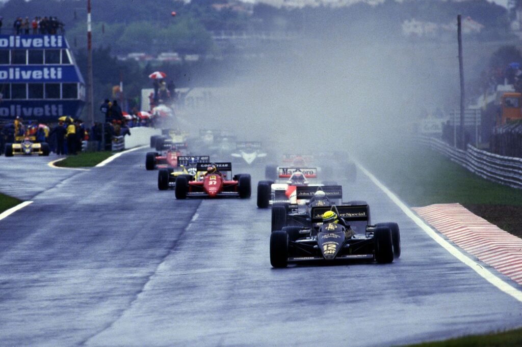 Lotus 97T de Ayrton Senna terá série de dez réplicas em escala real