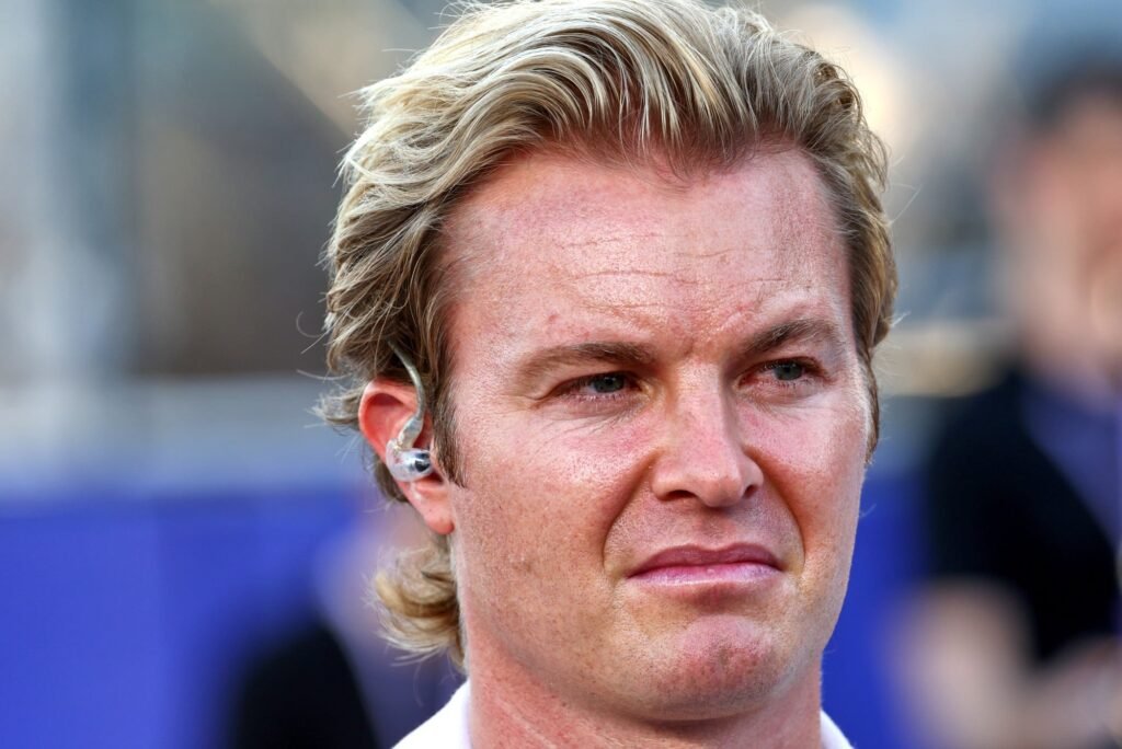 Rosberg critica Sainz e cobra revisão do traçado de Madring após GP da Espanha com poucas ultrapassagens