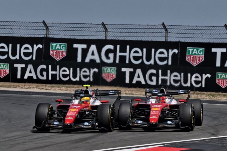 Ferrari avalia troca de motor para Hamilton e Leclerc em etapas diferentes da F1 2026