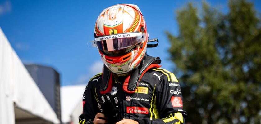 Ferrari avalia troca na unidade de potência de Leclerc após batida; punição no grid entra em pauta