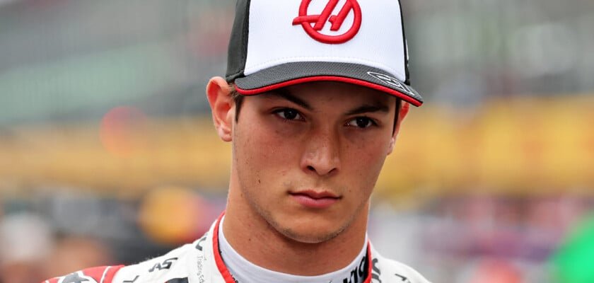 Bearman admite limite de espera por vaga na Ferrari enquanto futuro na Haas segue em aberto