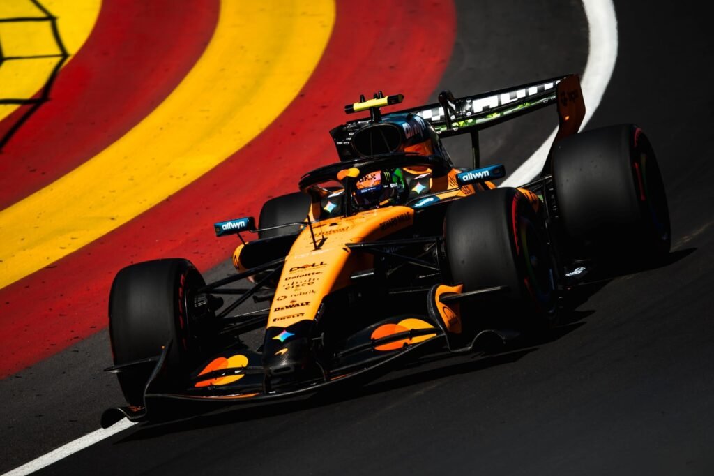 McLaren vê carro competitivo na Espanha, mas lamenta VSC e problema no pit stop de Norris