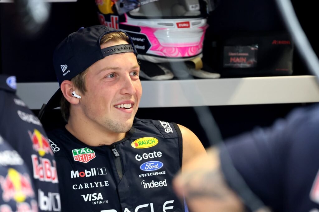 Lawson diz que indefinição entre Red Bull e Racing Bulls dificulta preparação para próxima corrida