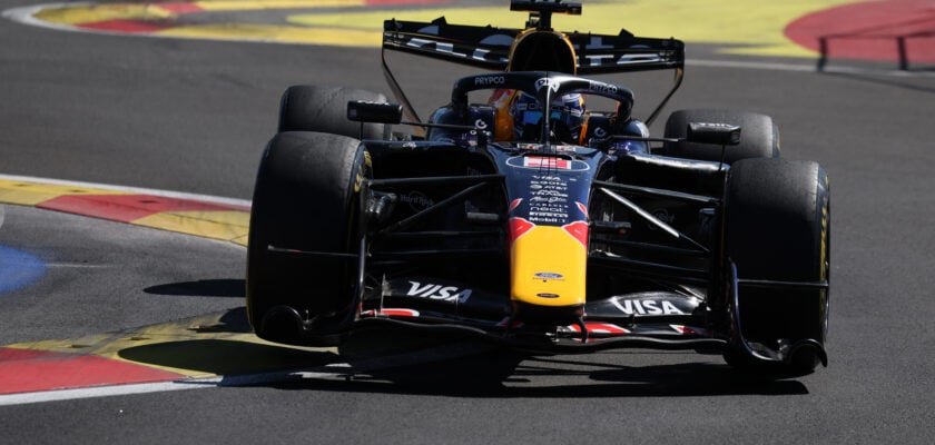Red Bull encerra grandes atualizações do RB22 e vira a chave para o carro de 2027
