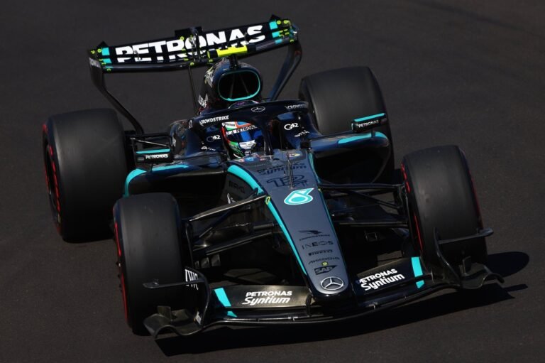 Mercedes prepara atualização para a Malásia em busca de encerrar jejum de poles na F1