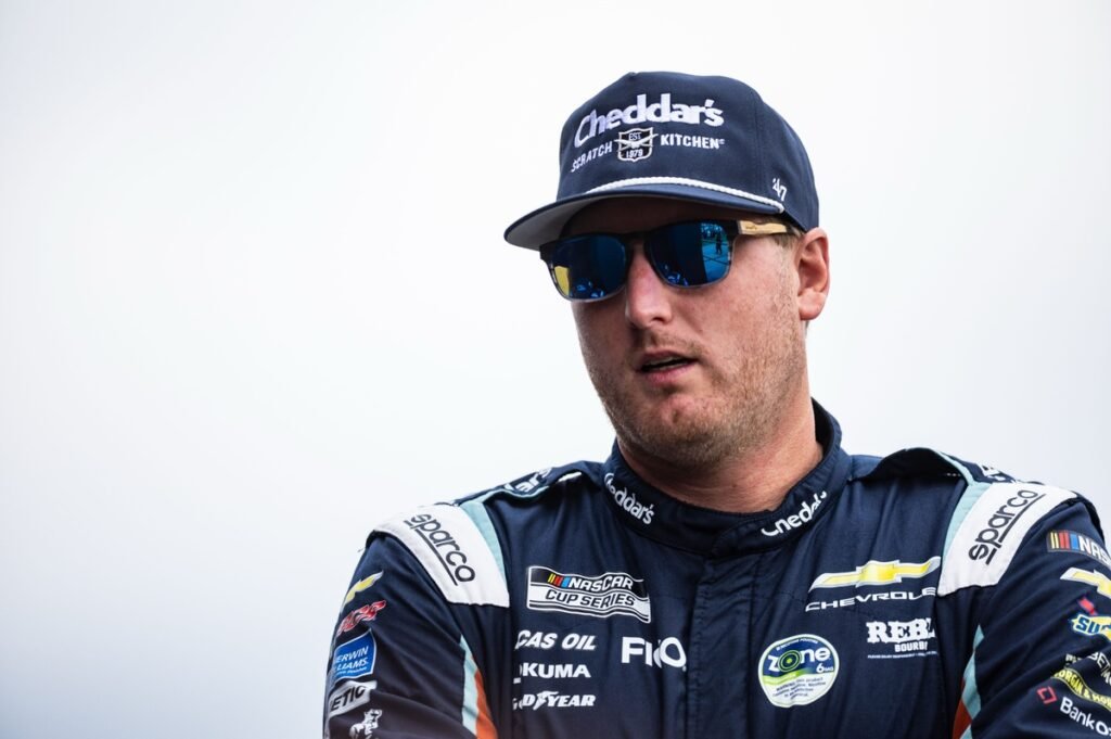 Kansas reacende rivalidade entre Austin Hill e Shane van Gisbergen após novo incidente