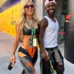 Vini Jr. e Virginia Fonseca chegam juntos ao GP da Espanha e circulam pelo paddock da F1
