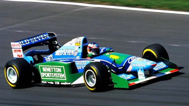 Netflix divulga trailer de documentário sobre o título de Schumacher em 1994