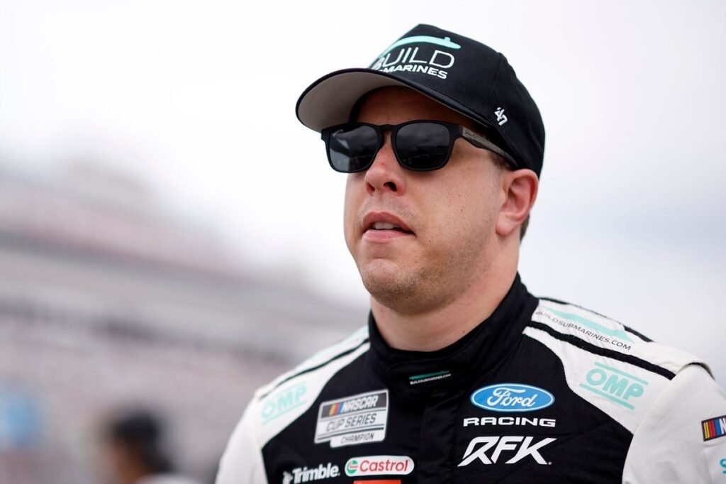 Brad Keselowski deixará a RFK Racing ao fim da temporada 2026 da Cup
