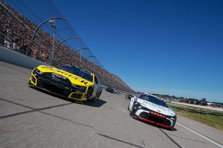Joe Gibbs Racing tenta obrigar Spire a entregar acertos de corrida em disputa judicial com Gabehart