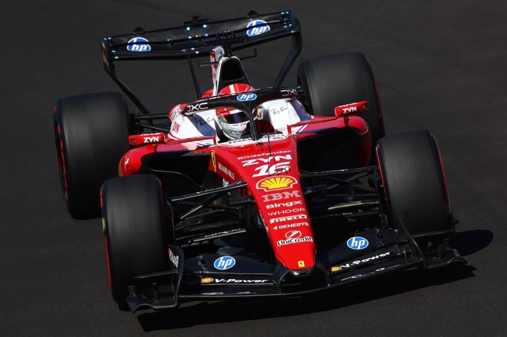 Ferrari prepara nova unidade de potência para Leclerc em Baku e admite risco de punição no grid