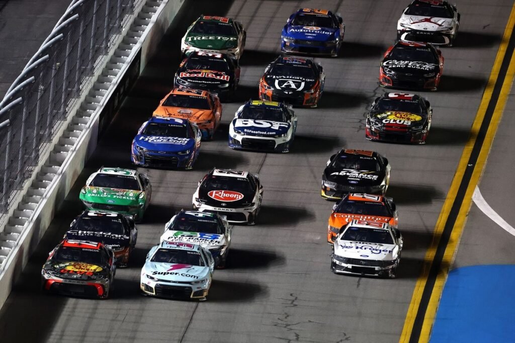 Pacote novo em Daytona divide pilotos, enquanto vitória de Ryan Preece garante vaga no Chase