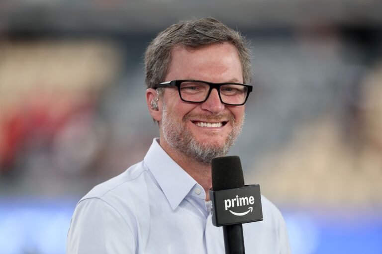Dale Earnhardt Jr. explica repost antigo que gerou rumores sobre Zane Smith na NASCAR