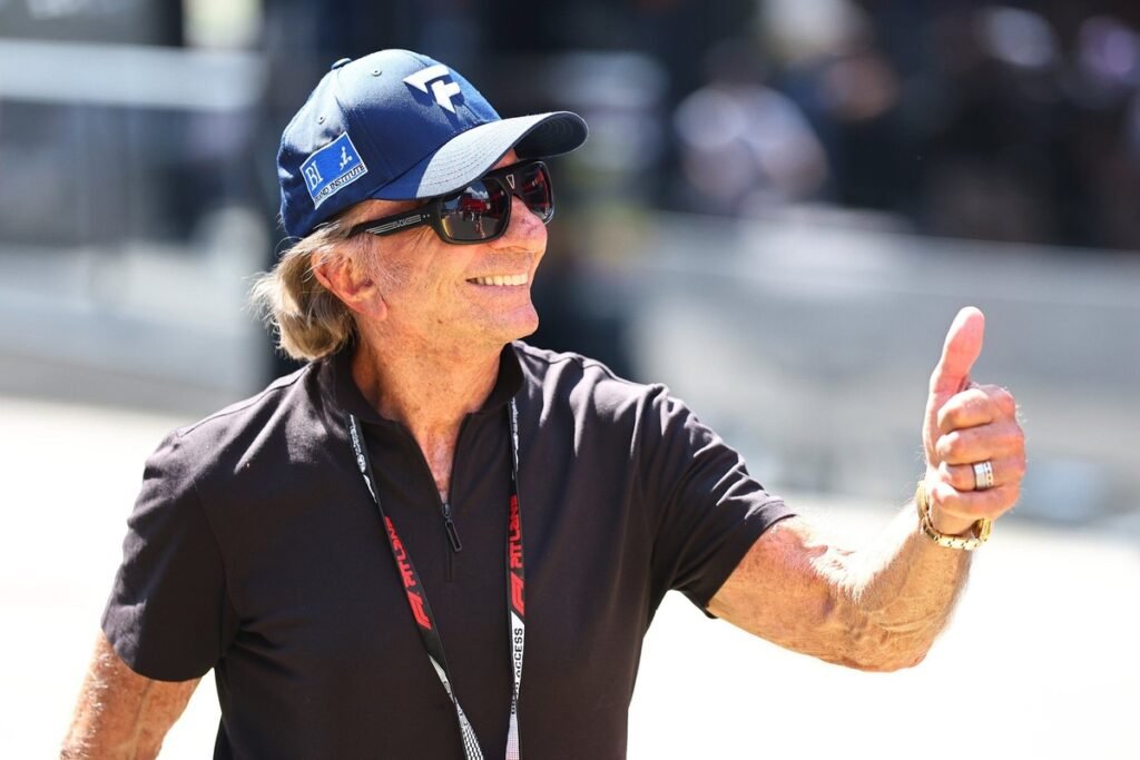 Emerson Fittipaldi fará sessão de perguntas e respostas no paddock de Baku