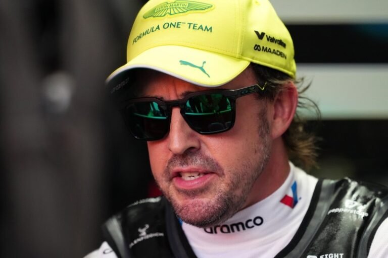 Alonso descarta anúncio sobre renovação em Madri e mantém futuro em aberto na Fórmula 1