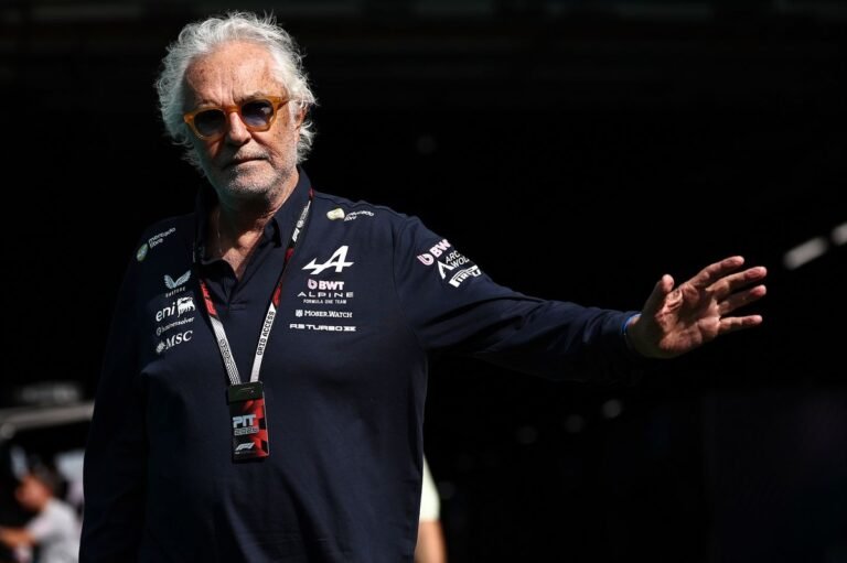 Briatore questiona atuação de juiz em caso que tirou pódio de Gasly em Mônaco, e Stella rebate