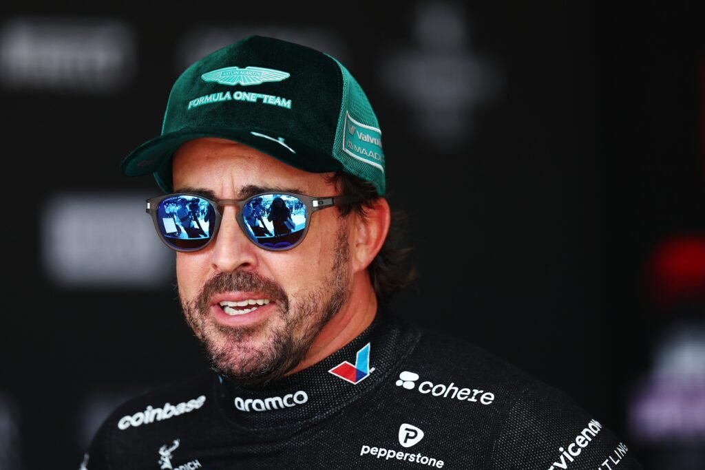 Alonso critica F1 de 2026 e diz que circuitos tradicionais perderam graça