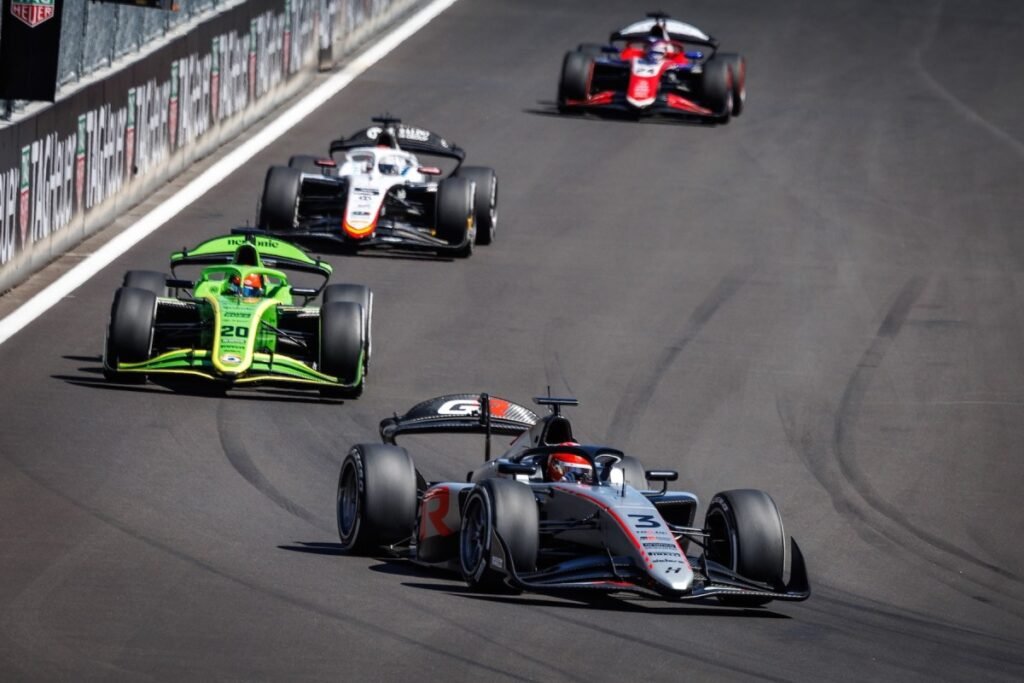Miyata e Fittipaldi Jr. destacam adaptação a circuitos de rua antes da rodada dupla da F2