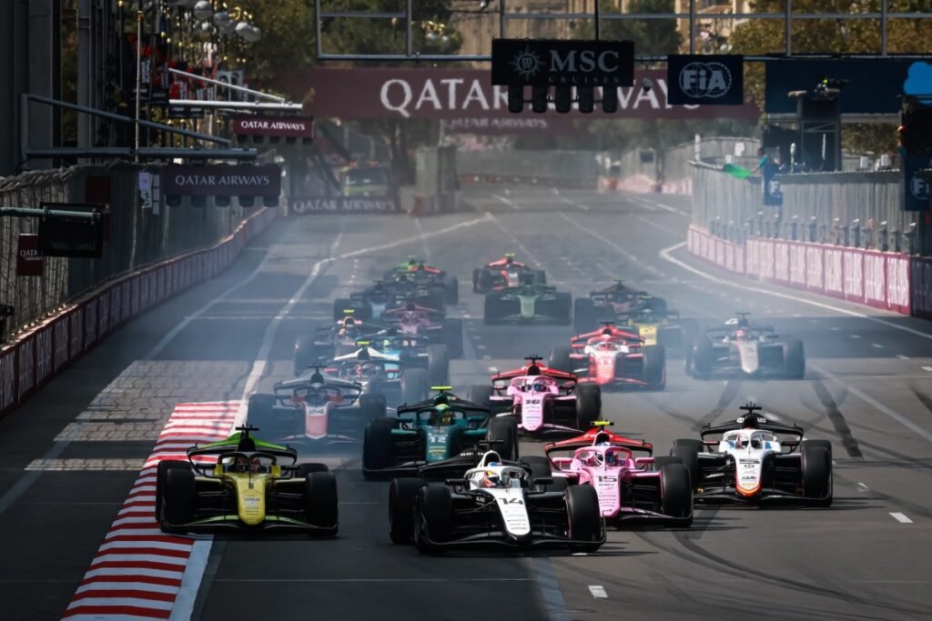 Câmara assume a liderança da Fórmula 2 após rodada em Baku com punições e virada no campeonato