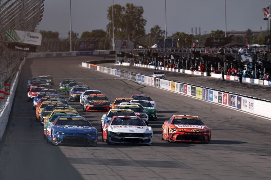 Pontos de estágio mantêm Hamlin na liderança e alimentam debate na NASCAR