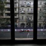 Baku completa dez anos na F1 com perfil menos fora da curva no calendário